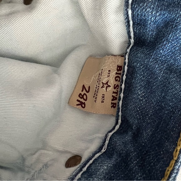 Big Star women denim jeans size 28R professionally altered by Buckle store - Picture 3 of 4